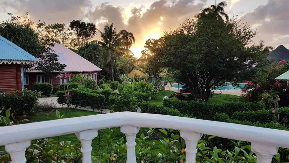 Las Puertas Del Paraiso Río San Juan 外观 照片